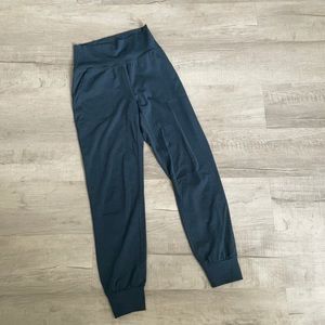 Beyond Yoga - ribbed joggers